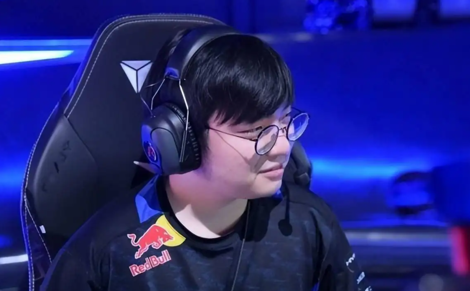 爱游戏-fati巴塞罗那